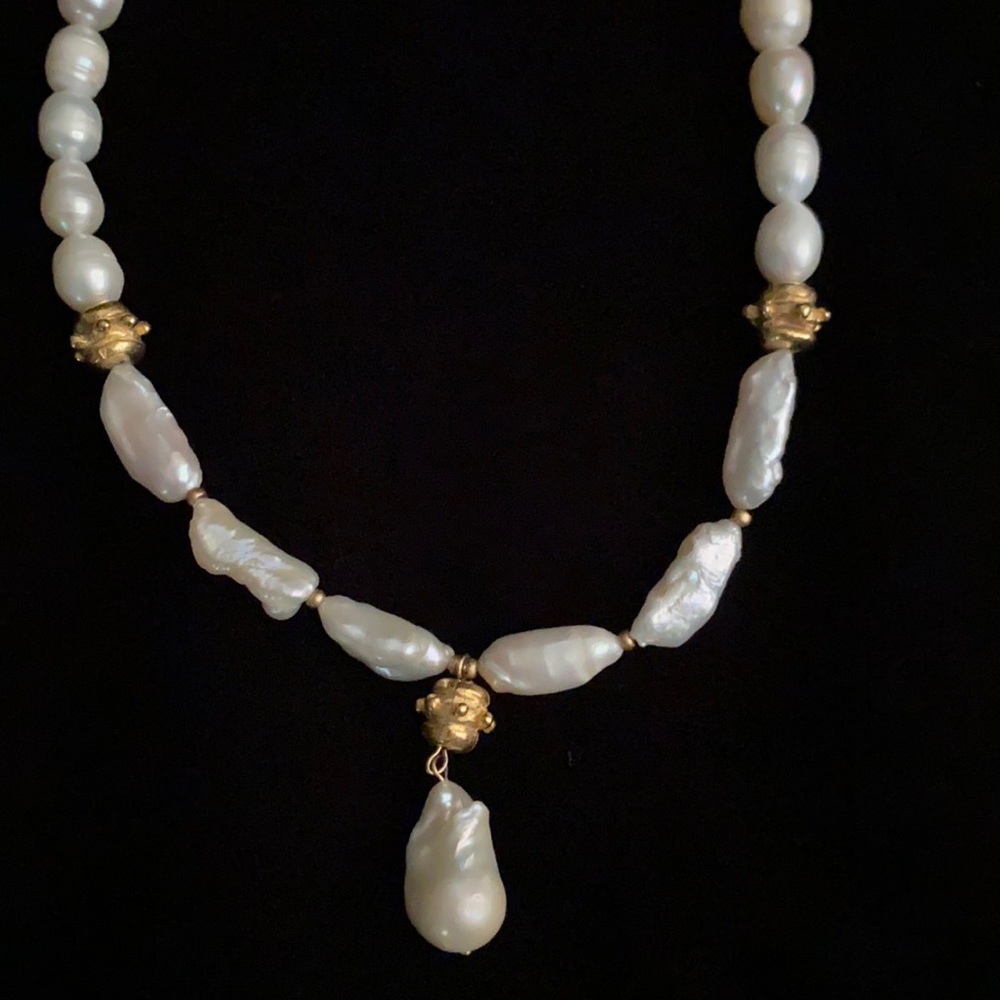 Susan Shaw cultured and baroque Pearl necklace